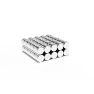 Round Cylinder Neodymium magnet with dimensions 5mm x 5mm, grade N42 , featuring a nickel-copper-nickel coating and an 0.92KG pull force, commonly used in in DIY, crafts, furniture design, fixings, kitchen design, sale display units, scale models, lock mechanisms, science experiments, computing and many more.