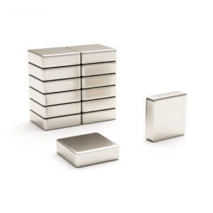 Square block Neodymium magnet with dimensions 10mm x 10mm x 3mm, grade N42, featuring a nickel-copper-nickel coating and an 2.31KG pull force, commonly used in DIY, crafts, furniture design, fixings, kitchen design, sale display units, scale models, lock mechanisms, science experiments, education, computing and many more.