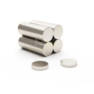Round Circular Disc Neodymium magnet with dimensions 8mm x 3mm, grade N42, featuring a nickel-copper-nickel coating and an 1.42KG pull force, commonly used in DIY, crafts, furniture design, fixings, kitchen design, sale display units, scale models, lock mechanisms, science experiments, computing and many more.
